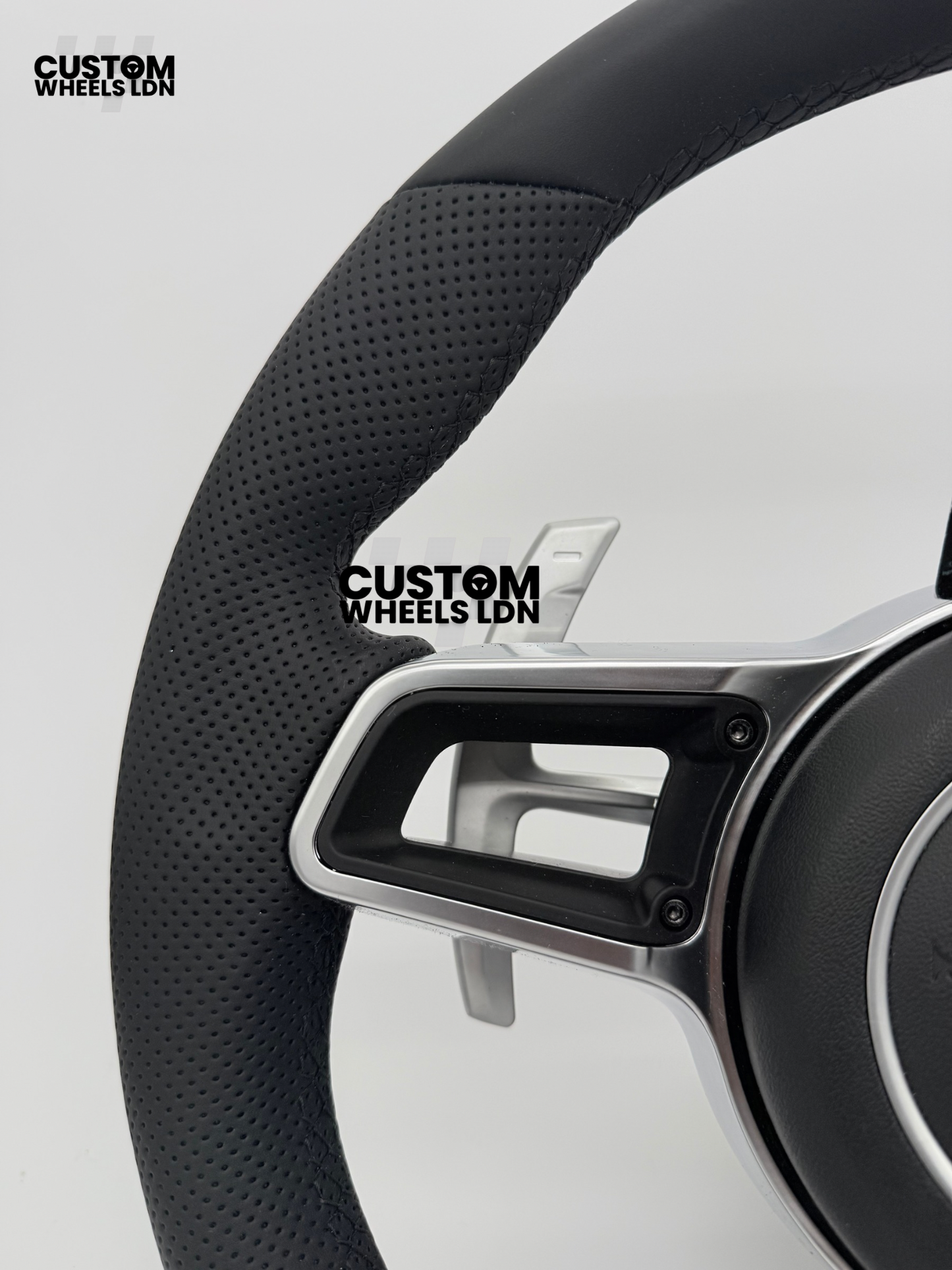Porsche Custom OEM Steering Wheel – Smooth & Perforated Leather, Silver Trims, OEM Paddles | Fits 991, 997, 987, Cayman, Boxster, Macan, Cayenne + more | Plug & Play | With Airbag | Upgrade for Older Models Available