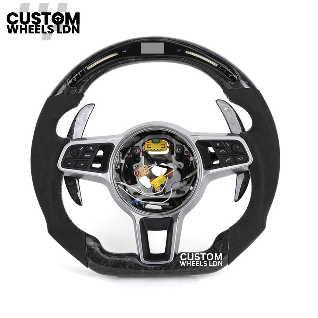 Porsche Custom LED-Lenkrad aus geschmiedetem Carbon mit abgeflachter Unterseite – passend für die meisten Modelle: 911, Cayenne, Panamera, Macan, Boxter, Taycan und mehr)