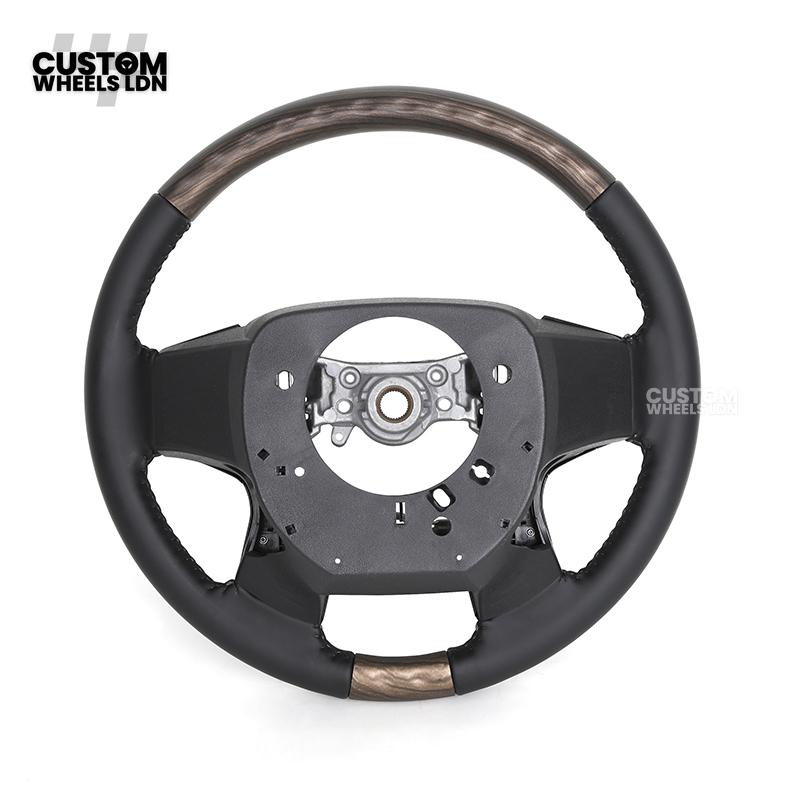 Toyota Custom Steering Wheel – Black Gloss Trim, Classic Leather Finish, OEM Shape | Fits Auris, Corolla, Prius, RAV4 + More | Plug & Play | Comfortable Daily Upgrade