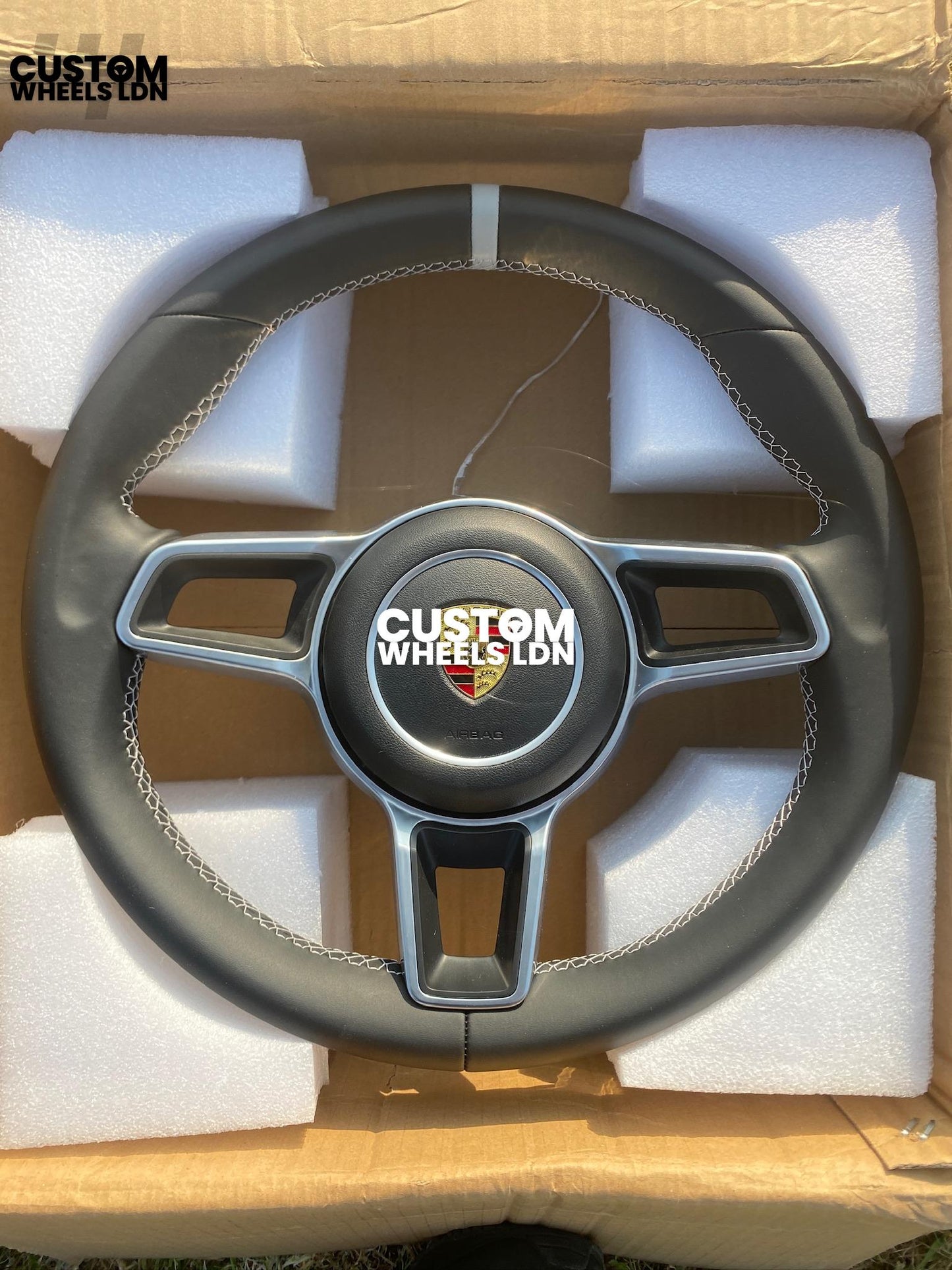 Porsche Custom Steering Wheel – Smooth Black Leather, Grey 12 O’Clock Stripe | Fits 997, 991.1, 987, Boxster, Cayman, Cayenne, Panamera + more | Plug & Play | With Airbag | Upgrade for Older Models Available