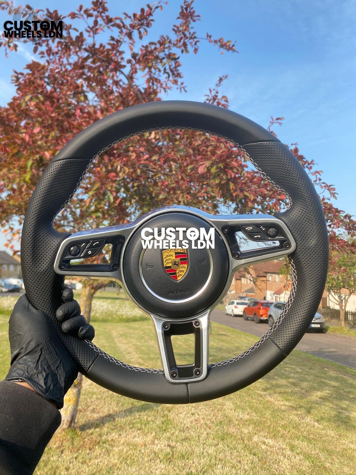 Porsche Custom Steering Wheel – Smooth & Perforated Leather, OEM Paddles, OEM Buttons | Fits 991, 997, 981, 718, Panamera, Cayenne + more | Plug & Play | With Airbag | Upgrade for Older Models Available