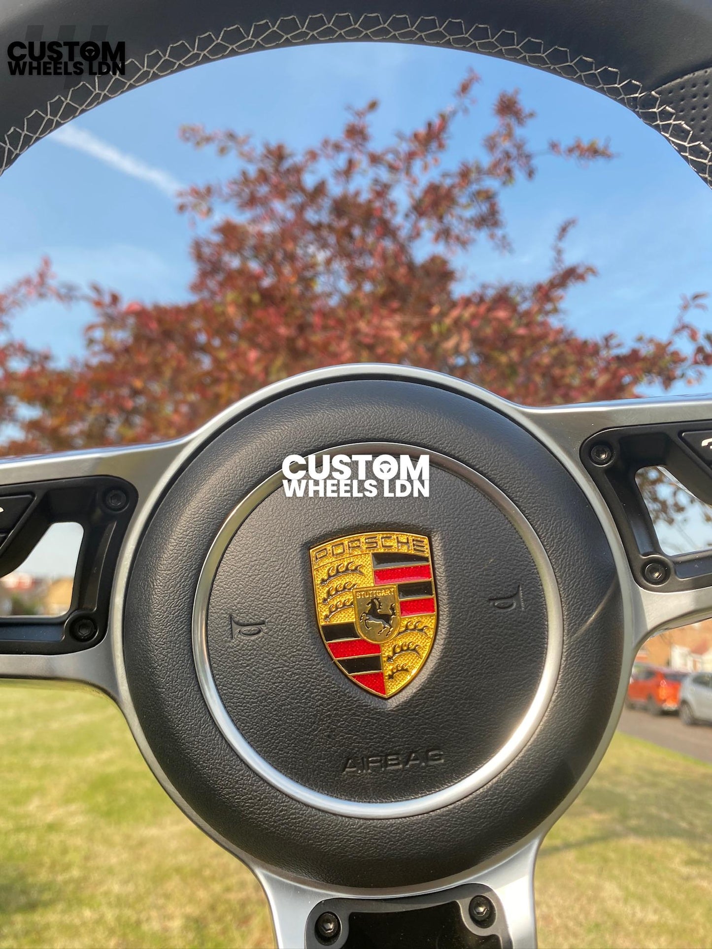 Porsche Custom Steering Wheel – Smooth & Perforated Leather, OEM Paddles, OEM Buttons | Fits 991, 997, 981, 718, Panamera, Cayenne + more | Plug & Play | With Airbag | Upgrade for Older Models Available