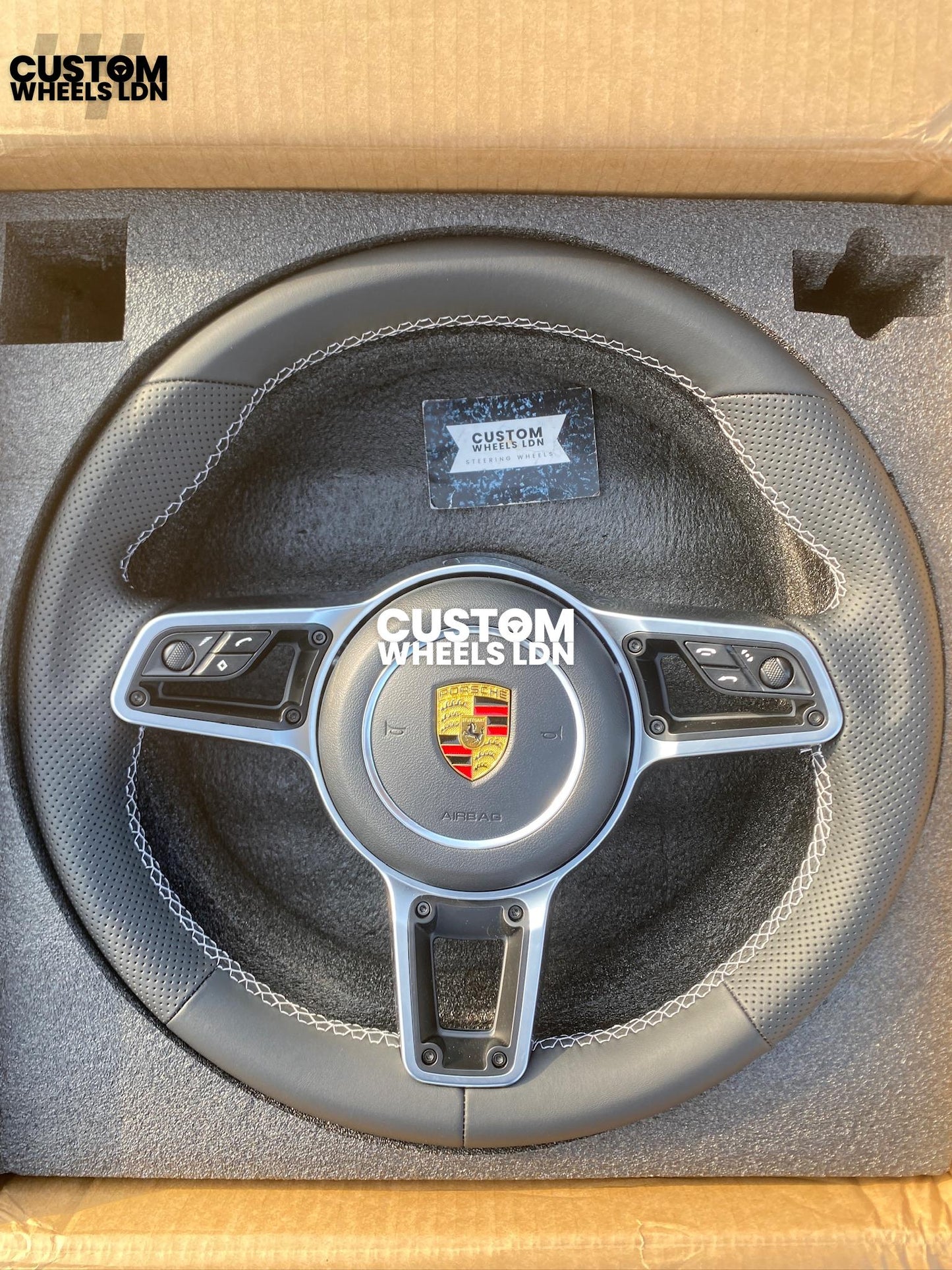 Porsche Custom Steering Wheel – Smooth & Perforated Leather, OEM Paddles, OEM Buttons | Fits 991, 997, 981, 718, Panamera, Cayenne + more | Plug & Play | With Airbag | Upgrade for Older Models Available