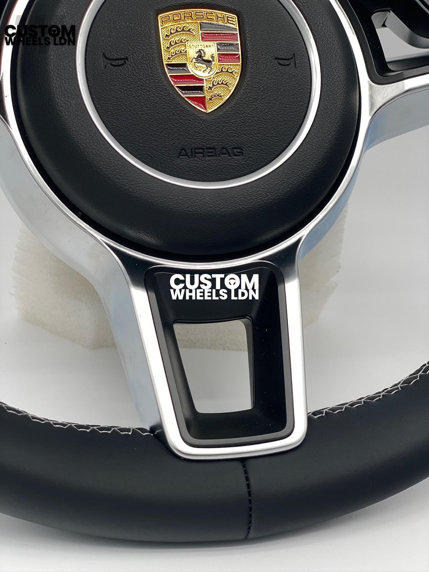 Porsche Custom Steering Wheel – Smooth Leather & Perforated Leather, OEM Paddles, OEM Buttons | Fits 997.1, 997.2, 991.1, 981, Macan, Cayenne + more | Plug & Play | With Airbag | Upgrade for Older Models Available