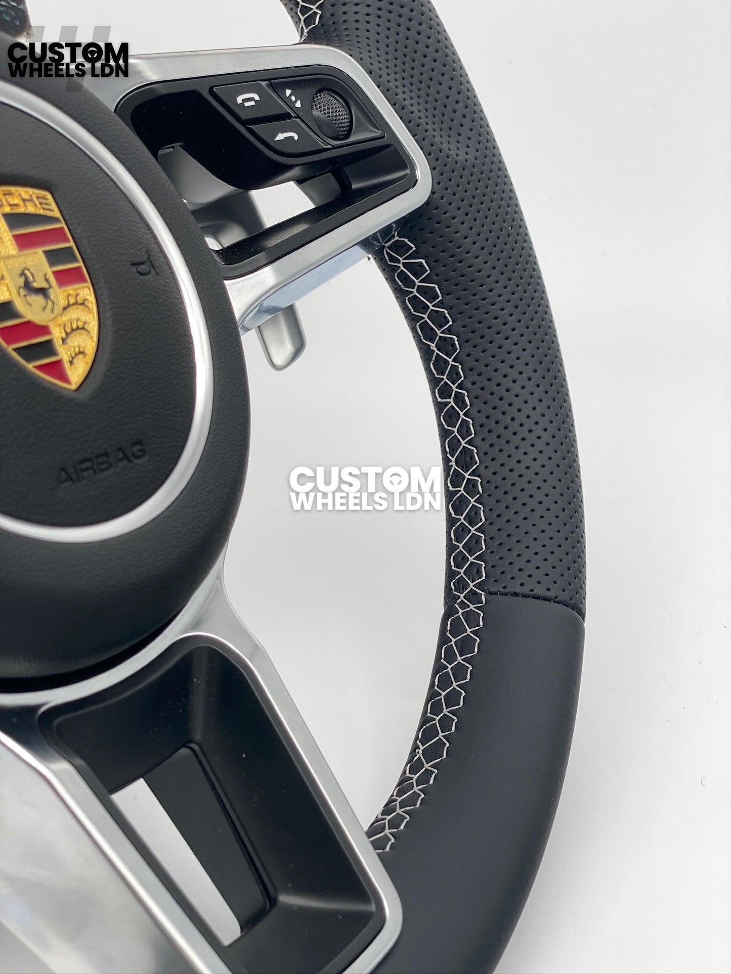 Porsche Custom Steering Wheel – Smooth Leather & Perforated Leather, OEM Paddles, OEM Buttons | Fits 997.1, 997.2, 991.1, 981, Macan, Cayenne + more | Plug & Play | With Airbag | Upgrade for Older Models Available