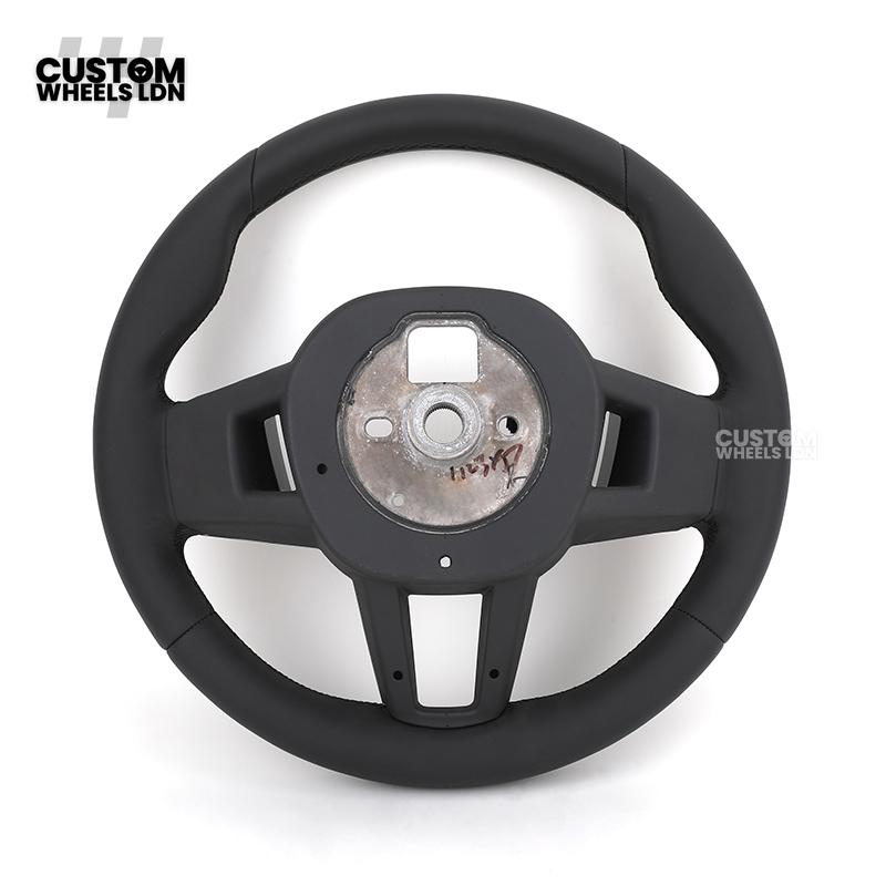 BMW i5 G60 2023 Steering Wheel – Smooth Black Leather, Silver Trim, Touch-Style Controls | Fits G60 5 Series, G70 7 Series, i5 + more | Plug & Play | Retrofit Upgrade for Older Models