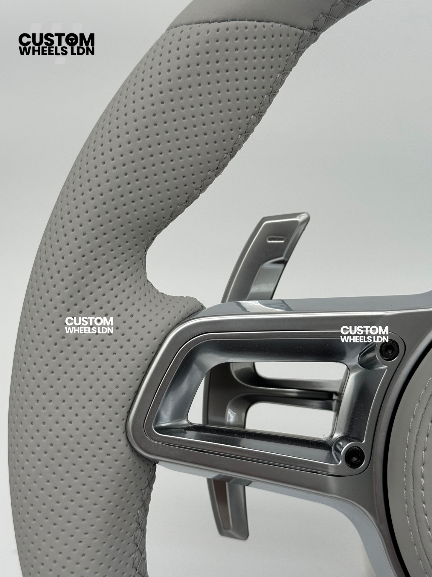 Porsche Custom OEM Round Steering Wheel – Full Grey Leather, Perforated Grips, Silver Trims, OEM Paddles | Fits 997.1, 997.2, 991.1, 981, 718 Cayman/Boxster, Panamera, Cayenne + more | Plug & Play | Upgrade for Older Models Available