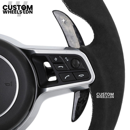 Porsche Custom LED-Lenkrad aus geschmiedetem Carbon mit abgeflachter Unterseite – passend für die meisten Modelle: 911, Cayenne, Panamera, Macan, Boxter, Taycan und mehr)