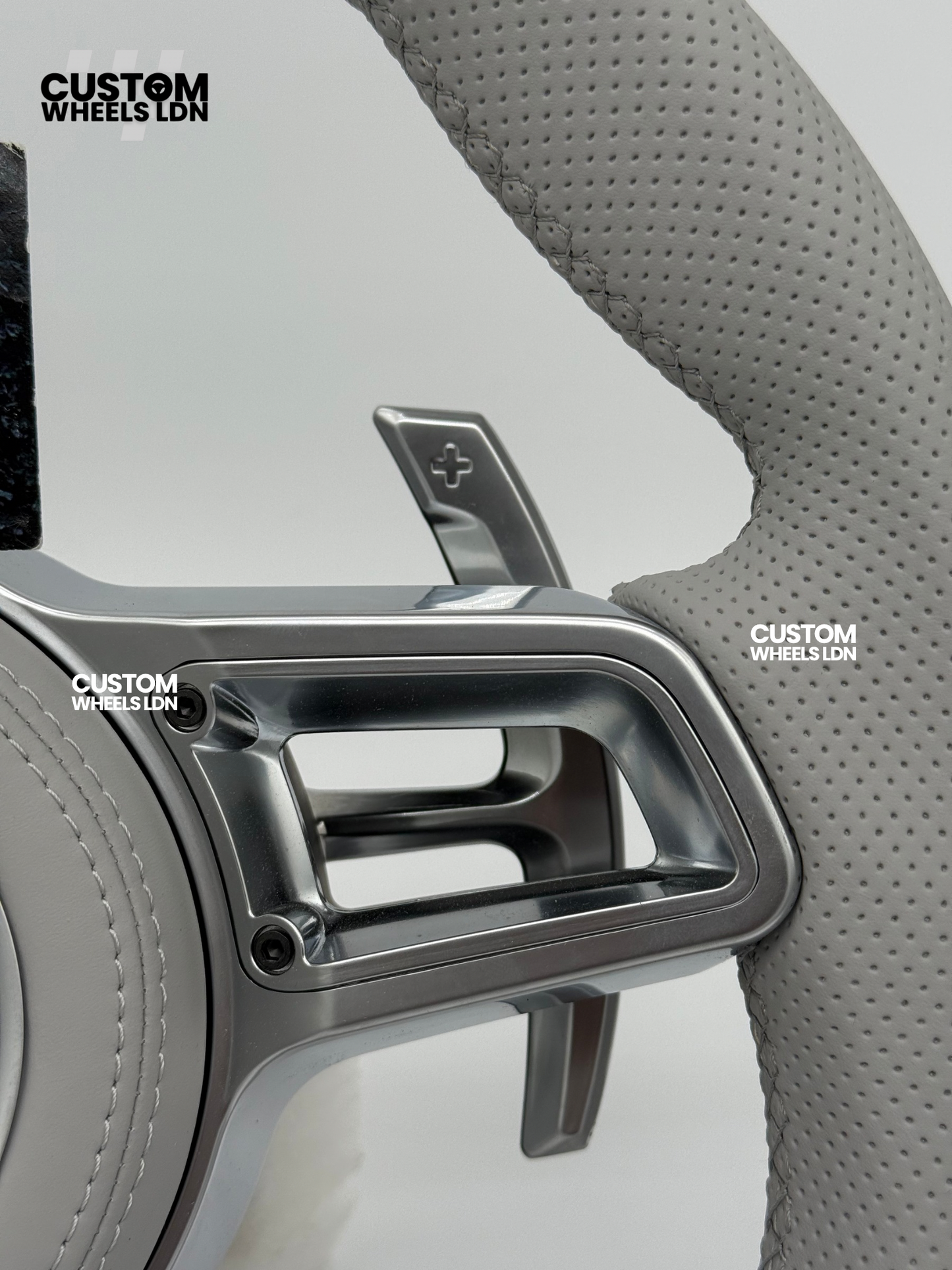 Porsche Custom OEM Round Steering Wheel – Full Grey Leather, Perforated Grips, Silver Trims, OEM Paddles | Fits 997.1, 997.2, 991.1, 981, 718 Cayman/Boxster, Panamera, Cayenne + more | Plug & Play | Upgrade for Older Models Available