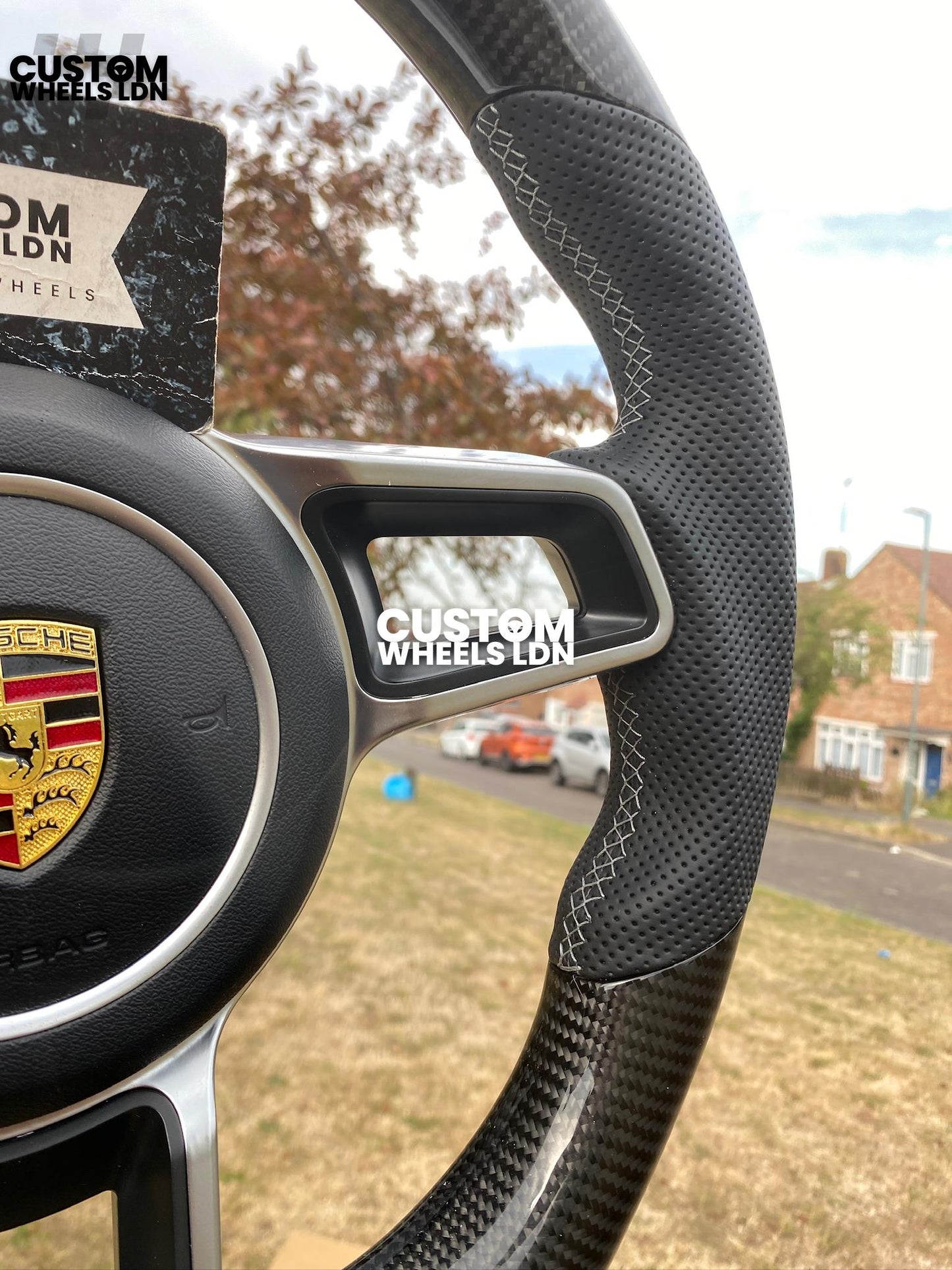 Porsche Custom Flat Bottom Steering Wheel – Gloss Carbon Fibre, Perforated Leather, Grey 12 O’Clock Stripe | Fits 997.1, 997.2, 991.1, 987, Cayman, Boxster, Macan, Cayenne + more | Plug & Play | With Airbag | Upgrade for Older Models Available