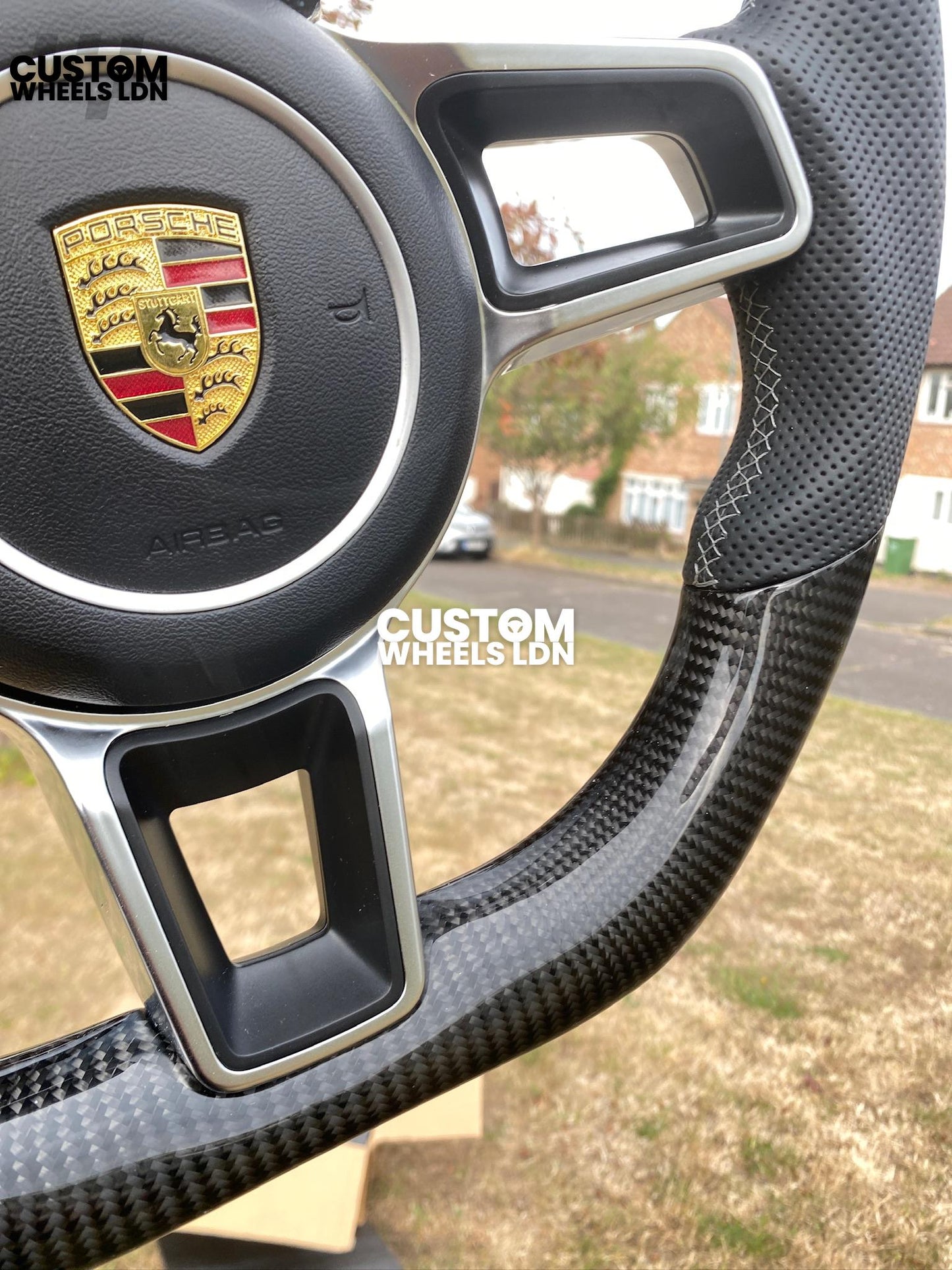 Porsche Custom Flat Bottom Steering Wheel – Gloss Carbon Fibre, Perforated Leather, Grey 12 O’Clock Stripe | Fits 997.1, 997.2, 991.1, 987, Cayman, Boxster, Macan, Cayenne + more | Plug & Play | With Airbag | Upgrade for Older Models Available